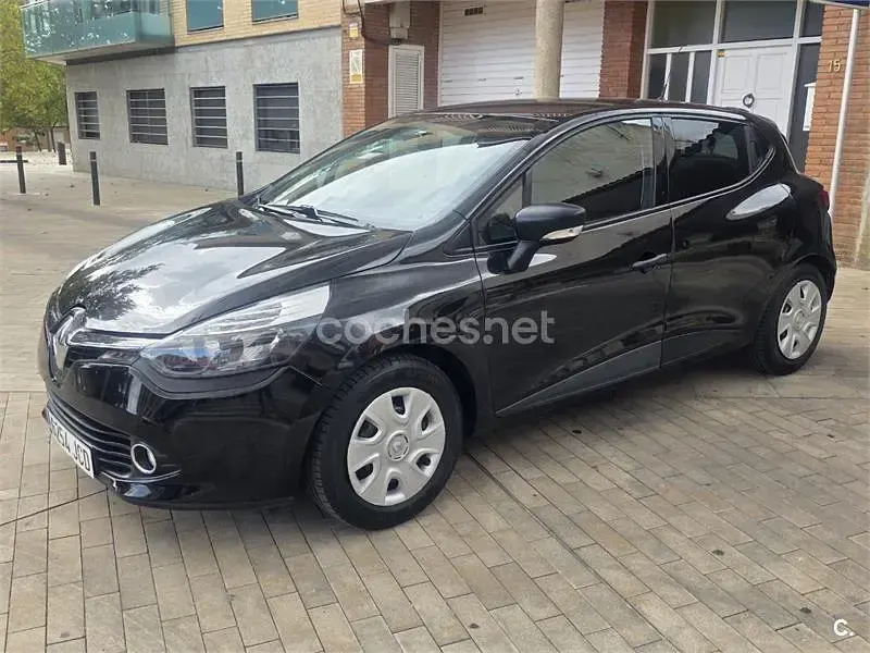 Usado Renault Clio IV Expression 75 CV (55 kW) 2015 Negro Berlina