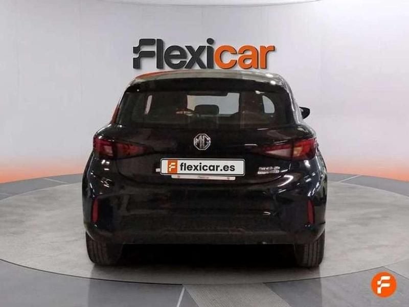 Usado MG MG3 Comfort 194 CV (142 kW) 2024 Negro Utilitario