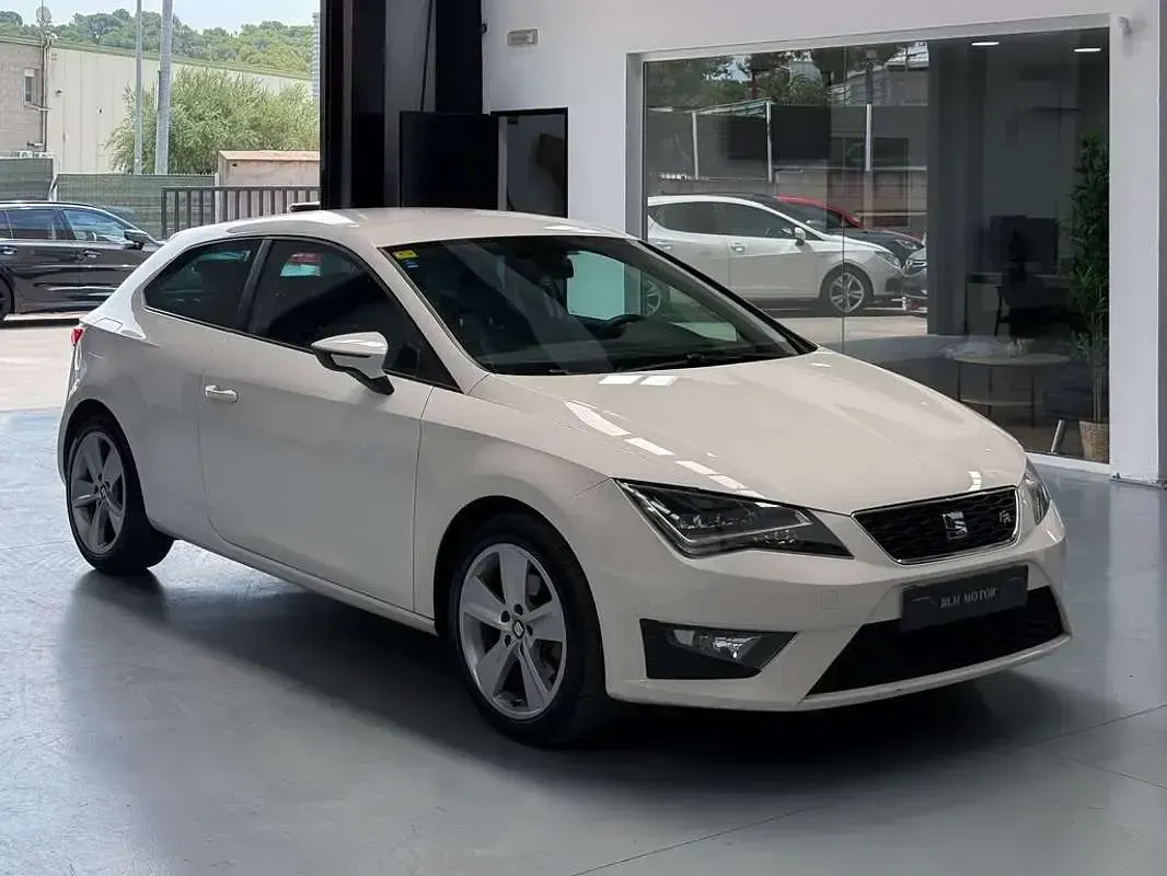Usado Seat Leon SC FR 150 CV (110 kW) 2014 Blanco Utilitario
