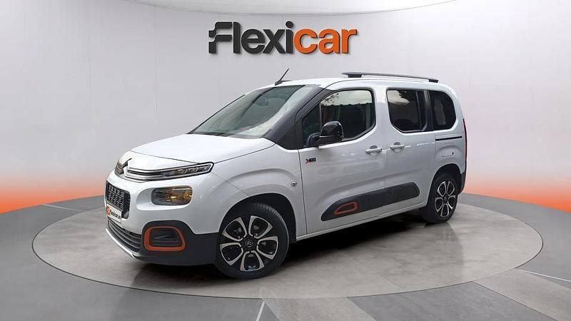 Usado Citroën Berlingo Feel 102 CV (75 kW) 2021 Blanco Monovolumen
