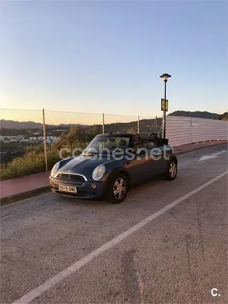 Usado Mini One Cabriolet 90 CV (66 kW) 2005 Azul Descapotable