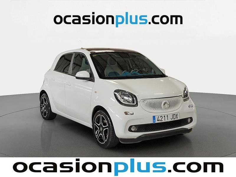 Usado Smart ForFour Passion 71 CV (52 kW) 2015 Blanco Utilitario
