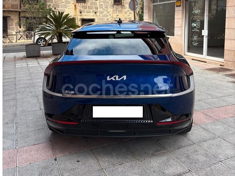 Usado Kia EV6 Air 167 kW (228 HP) 2022 Eléctrico SUV