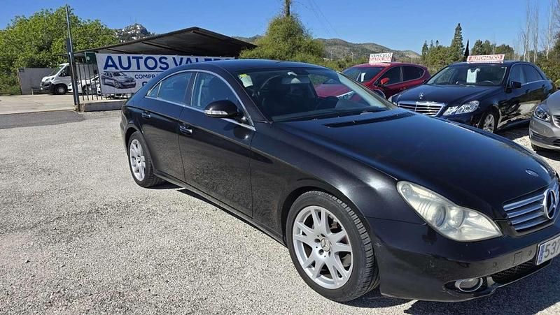 Usado Mercedes CLS320 224 CV (164 kW) 2006 Negro Coupe