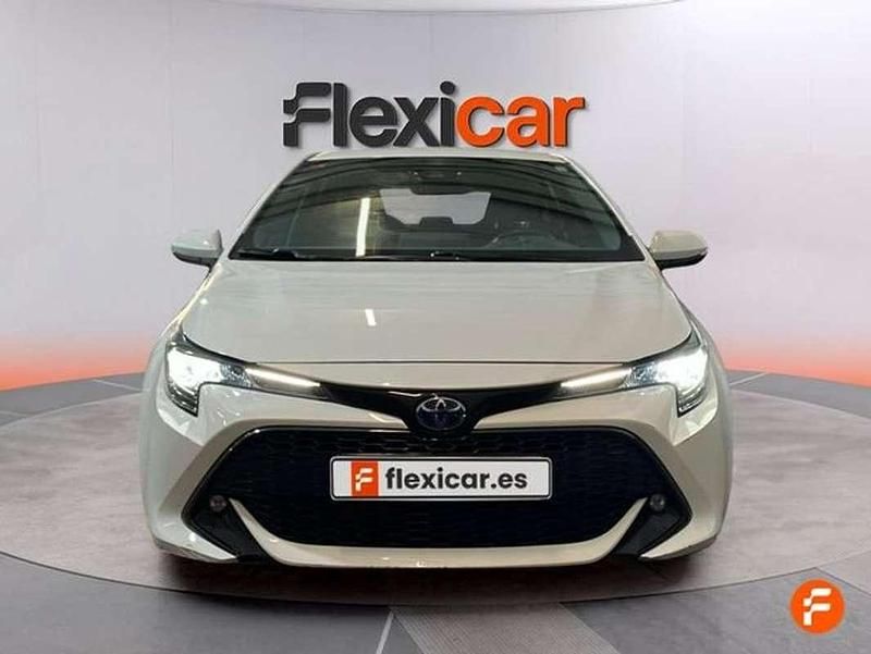 Usado Toyota Corolla Active 122 CV (89 kW) 2021 Blanco Familiar