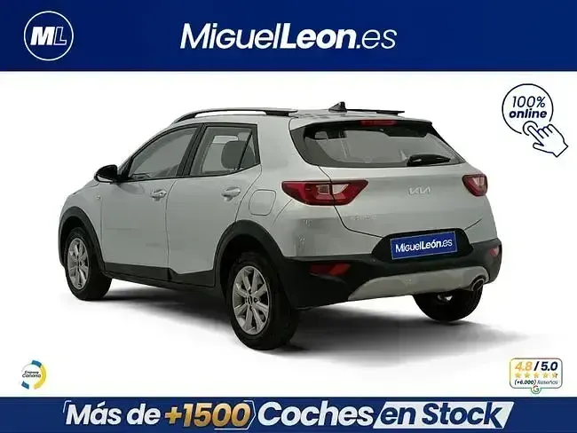 Usado Kia Stonic 79 CV (58 kW) 2025 Gris SUV