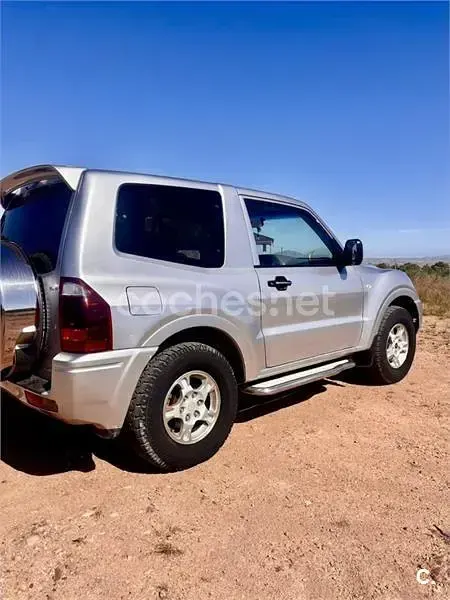 Usado Mitsubishi Montero 160 CV (117 kW) 2004 Gris / plata SUV