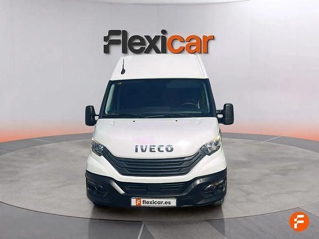Usado Iveco Daily 156 CV (114 kW) 2023 Blanco Berlina