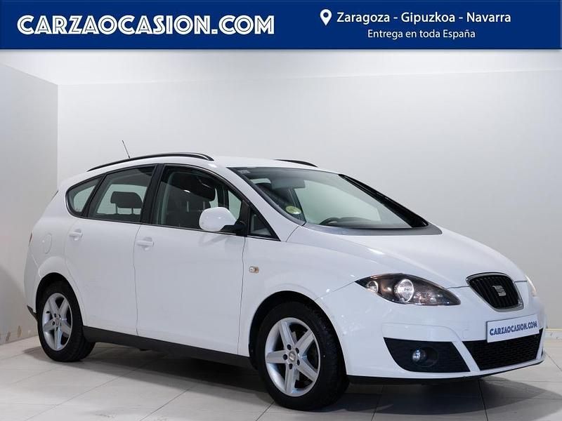 Blanco Usado 2012 Seat Altea Ecomotive Monovolumen | 10.495 € - Imagen 1/4