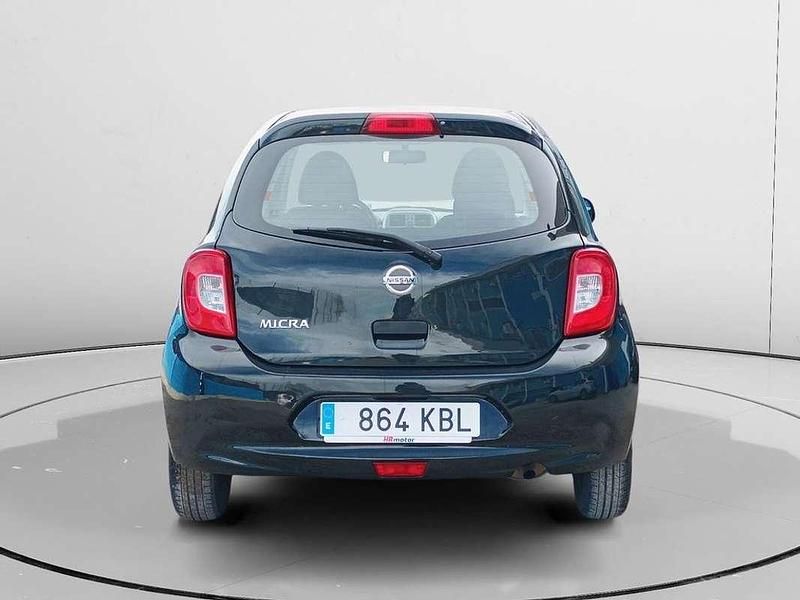 Usado Nissan Micra Acenta 88 CV (64 kW) 2017 Negro Utilitario