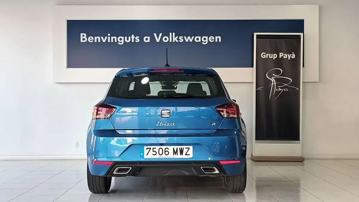 Usado Seat Ibiza FR 116 CV (85 kW) 2024 Azul Utilitario