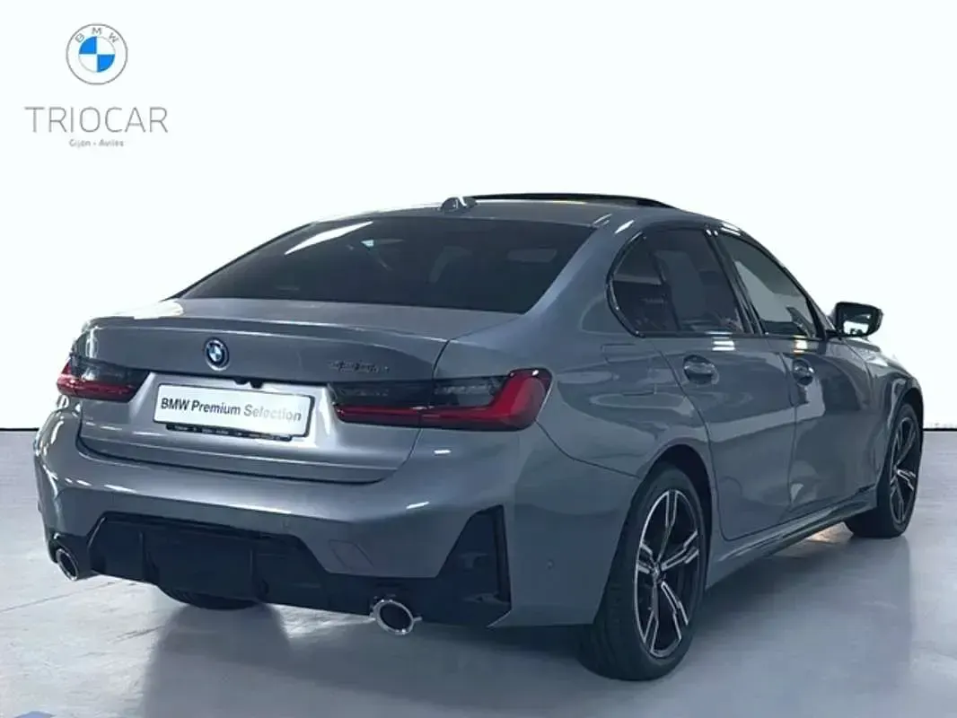 Nuevo BMW 330e Comfort Edition 292 CV (214 kW) 2026 Berlina
