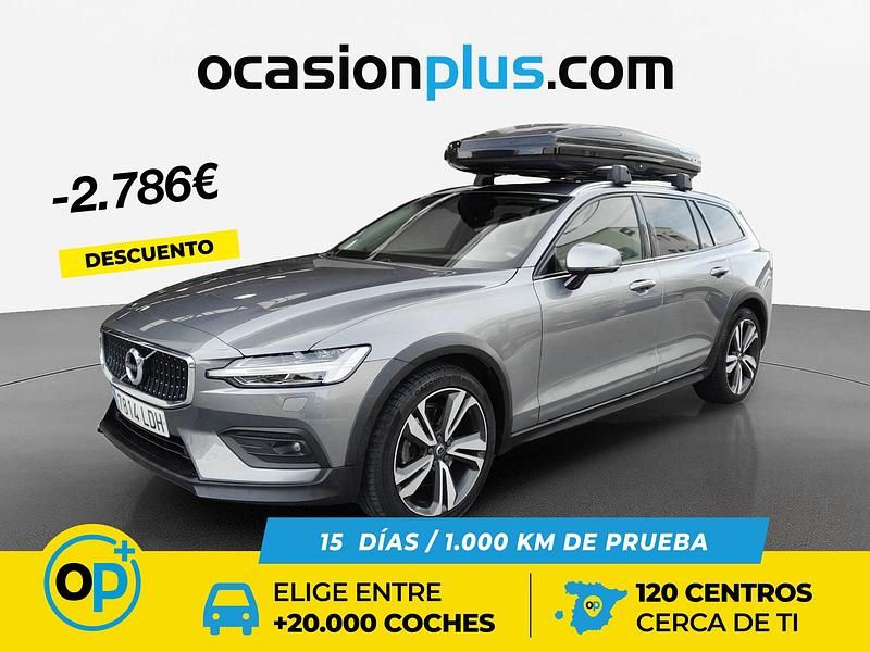 Usado Volvo V60 CC Pro 190 CV (139 kW) 2019 Gris / plata Familiar