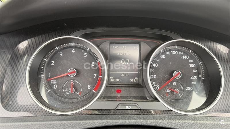 Usado VW Golf VII GTI 220 CV (161 kW) 2015 Gris / plata Berlina