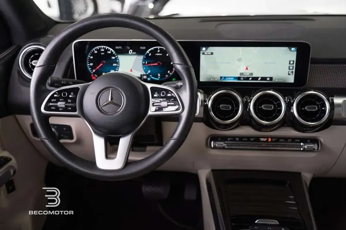 Usado Mercedes GLB220 190 CV (139 kW) 2020 Gris SUV