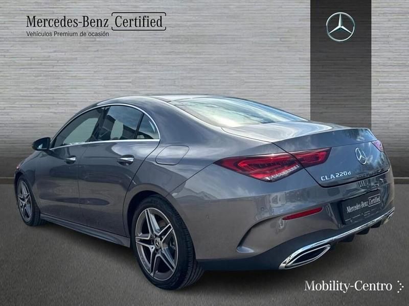 Nuevo Mercedes CLA220 190 CV (139 kW) 2025 Gris montaña Berlina