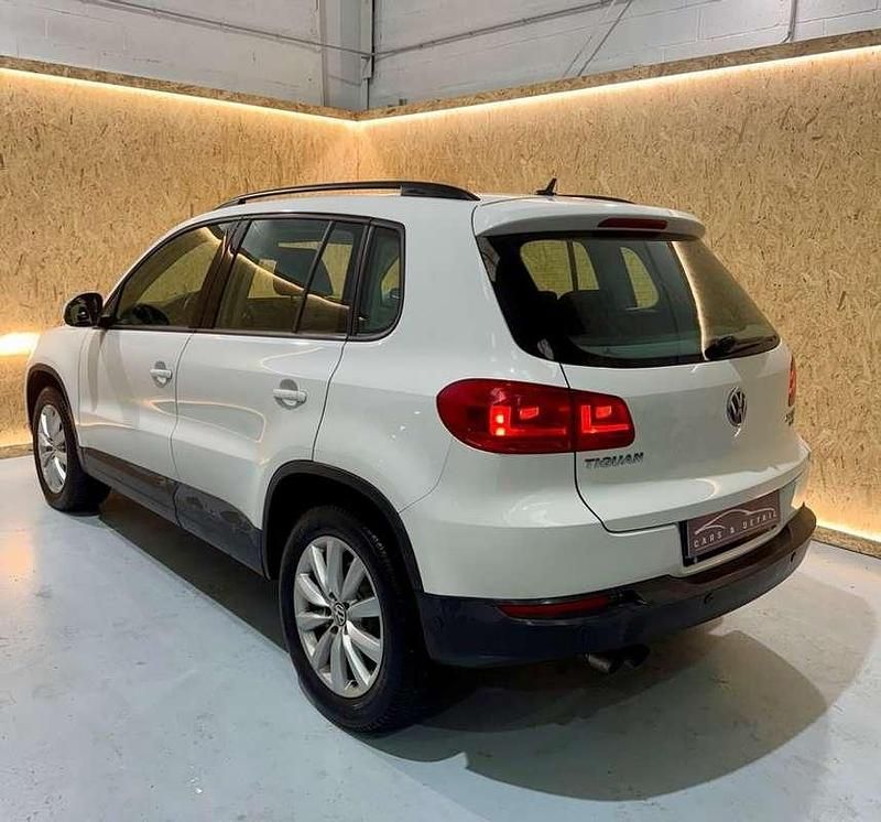 Usado VW Tiguan Edition 116 CV (85 kW) 2016 Blanco SUV