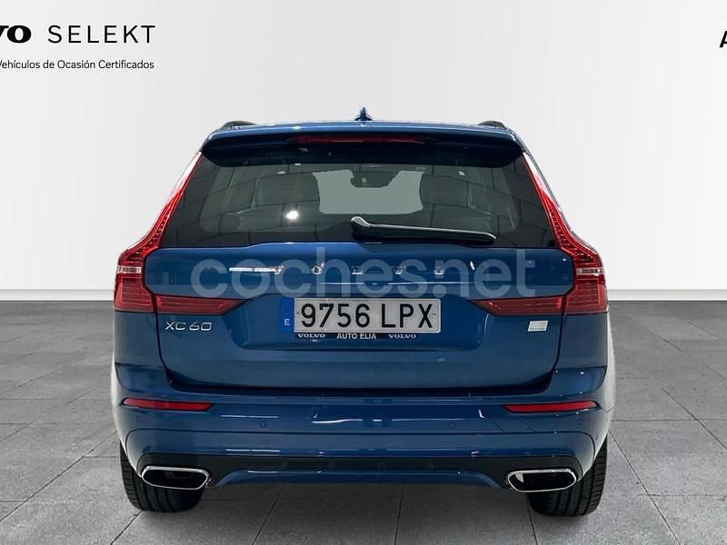 Usado Volvo XC60 R-Design 390 CV (286 kW) 2021 Azul SUV