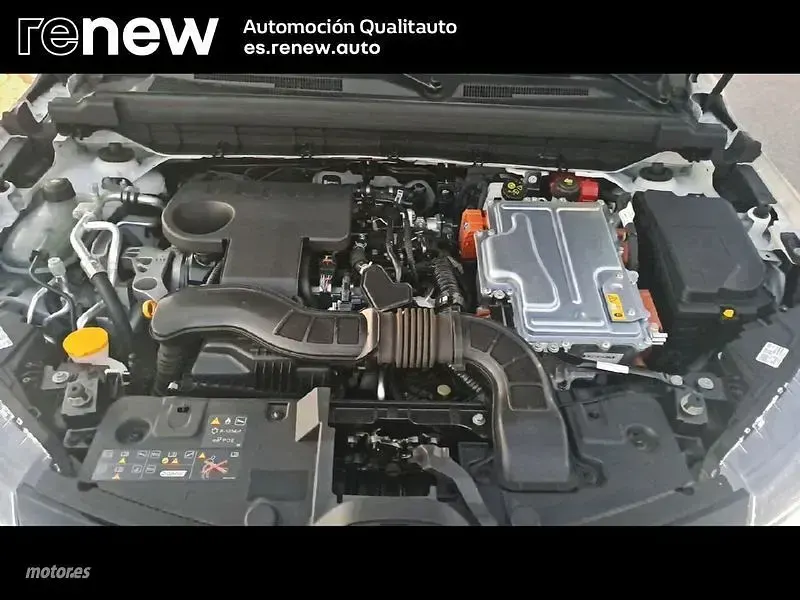 Usado Renault Arkana Engineered 145 CV (106 kW) 2023 Rojo SUV