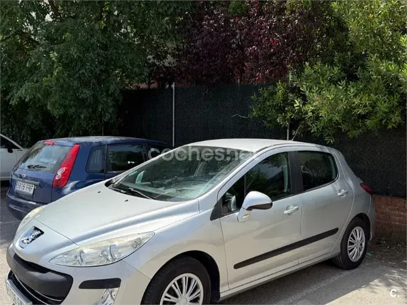 Usado Peugeot 308 Sport 120 CV (88 kW) 2010 Gris / plata Berlina