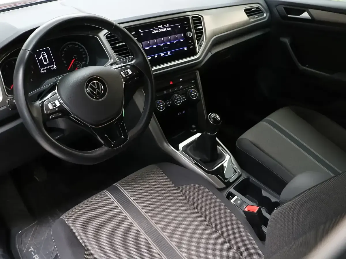 Usado VW T-Roc Advance 110 CV (80 kW) 2021 Azul SUV