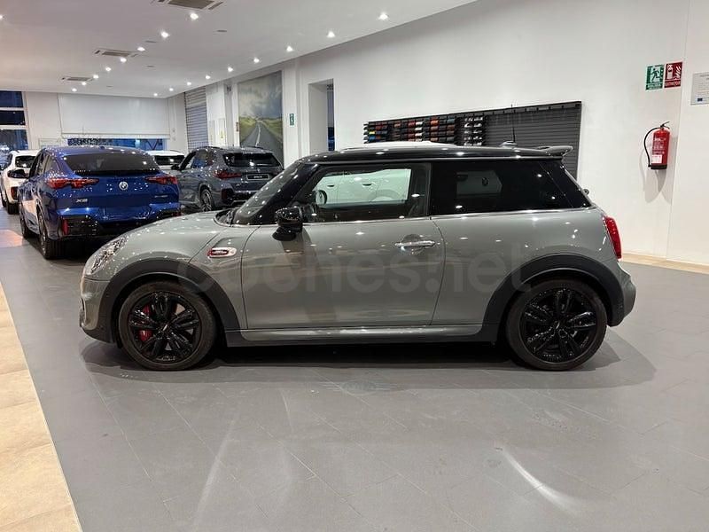 Usado Mini John Cooper Works 231 CV (169 kW) 2021 Gris / plata Utilitario