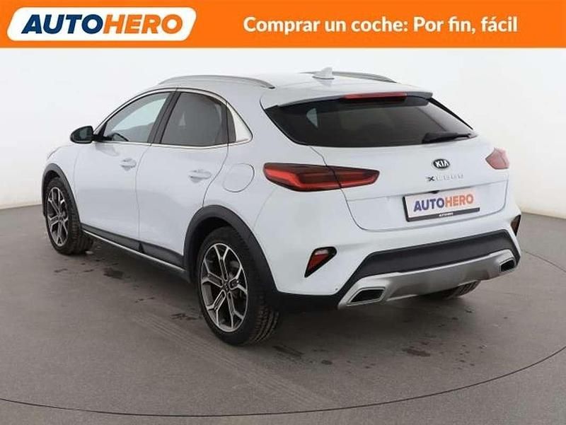 Usado Kia XCeed 121 CV (88 kW) 2021 Blanco SUV
