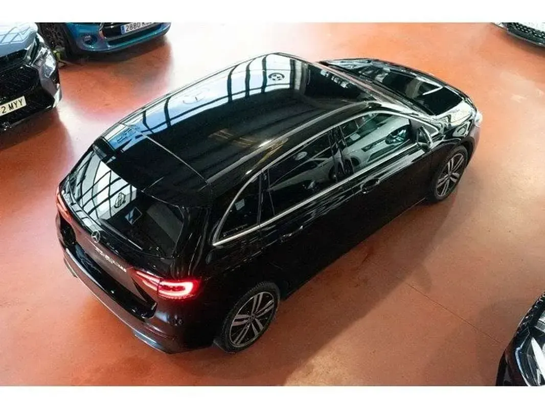 Usado Mercedes B200 150 CV (110 kW) 2020 Negro Monovolumen