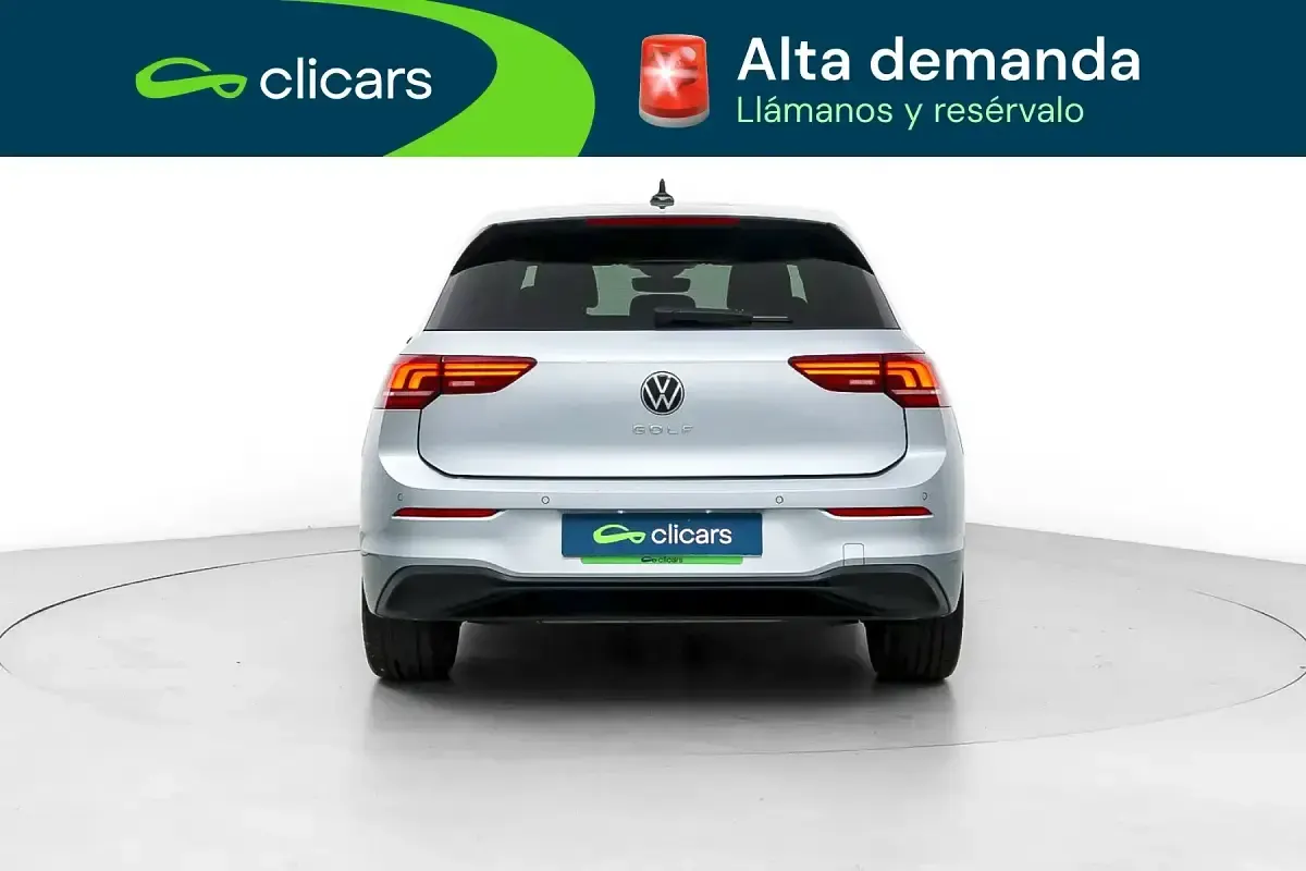 Usado VW Golf VIII 116 CV (85 kW) 2025 Gris Berlina