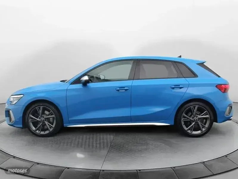 Usado Audi S3 Business 310 CV (228 kW) 2023 Azul Berlina