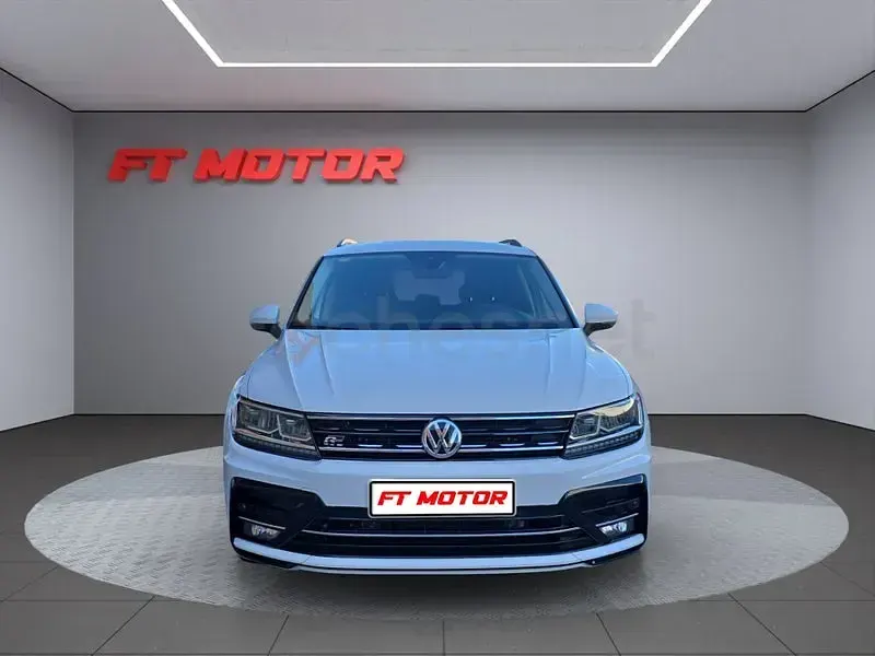 Usado VW Tiguan R-line 150 CV (110 kW) 2020 Blanco SUV