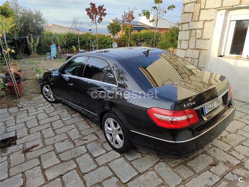 Negro Usado 2011 Mercedes E250 Avantgarde Berlina | 11.000 € - Imagen 1/4