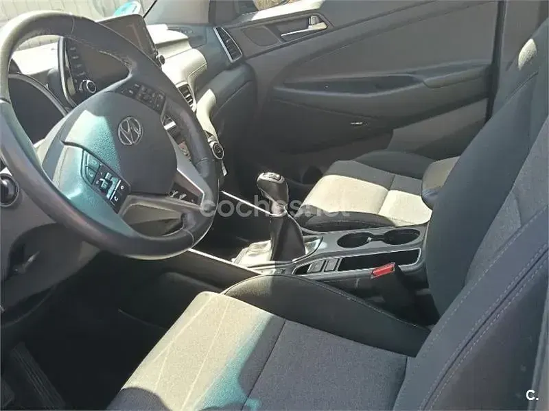 Usado Hyundai Tucson 136 CV (100 kW) 2020 Negro SUV