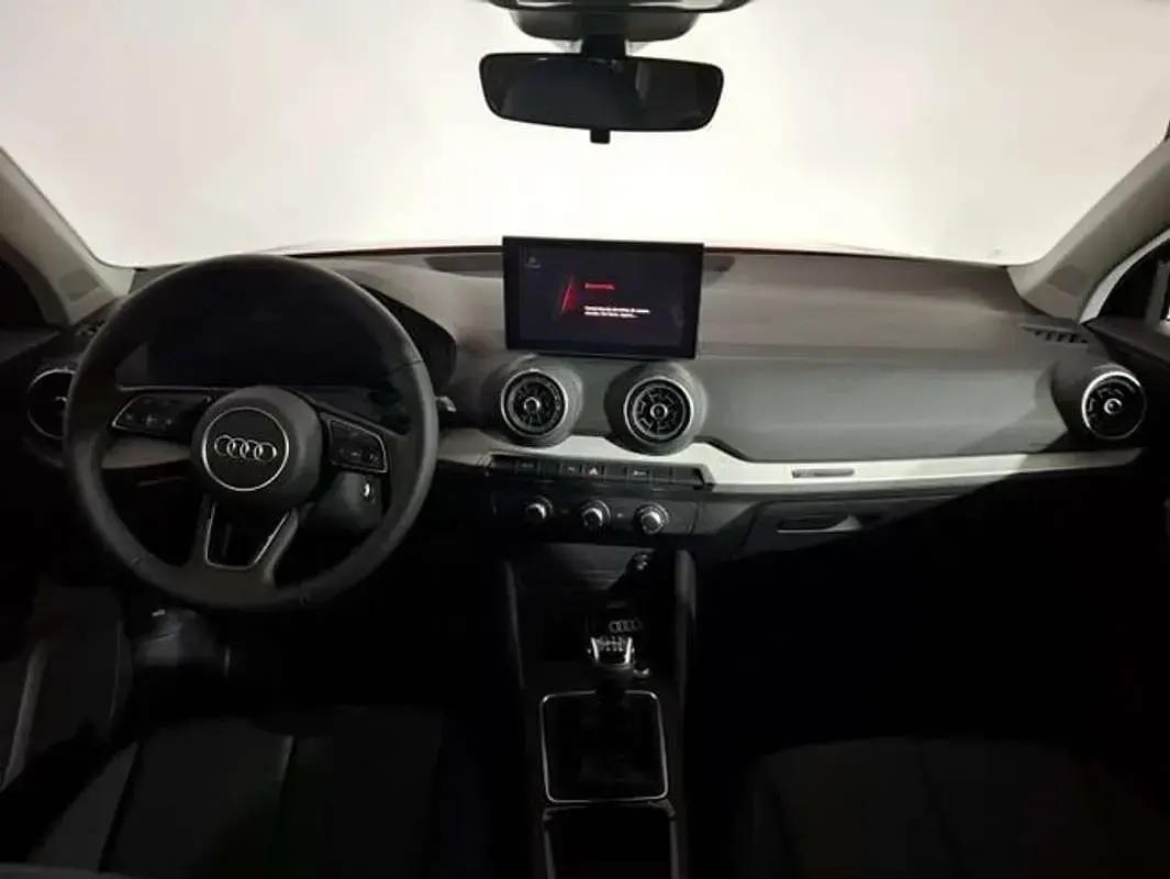 Usado Audi Q2 116 CV (85 kW) 2026 Negro SUV