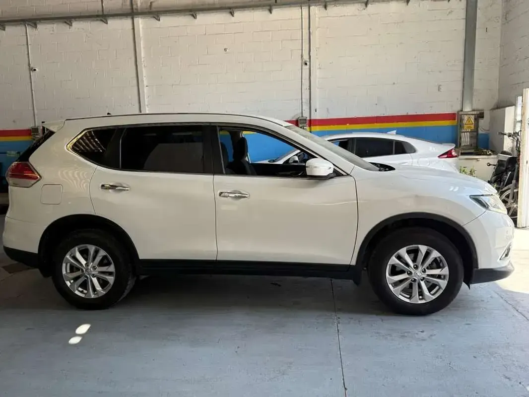 Usado Nissan X-Trail Acenta 131 CV (96 kW) 2020 Blanco SUV