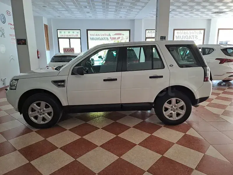 Usado Land Rover Freelander 2 SE 150 CV (110 kW) 2013 Blanco SUV