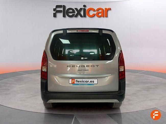 Usado Peugeot Rifter GT 130 CV (95 kW) 2025 Gris Monovolumen