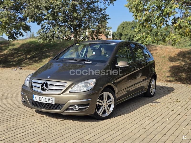 Marrón Usado 2010 Mercedes B180 Sport Edition Monovolumen | 5900 € (Super precio) - Imagen 1/4