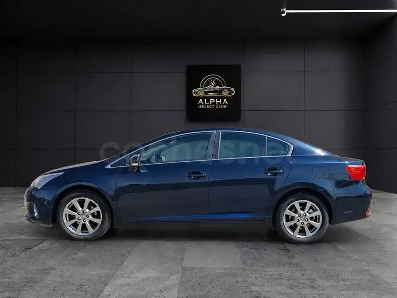 Usado Toyota Avensis Executive 124 CV (91 kW) 2014 Azul Berlina