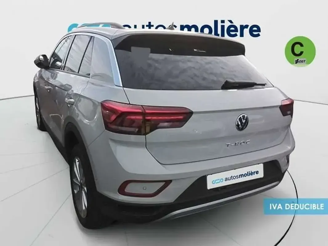 Usado VW T-Roc Life 110 CV (80 kW) 2023 Gris SUV