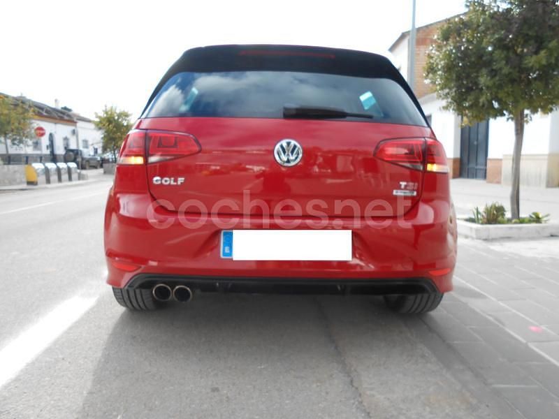 Usado VW Golf VII Sportline 150 CV (110 kW) 2015 Rojo Berlina
