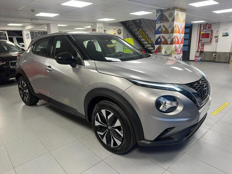 Gris Usado 2022 Nissan Juke N-Connecta SUV | 17.950 € (Precio justo) - Imagen 1/4