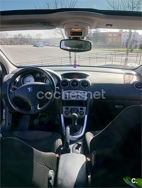 Usado Peugeot 308 Premium 136 CV (100 kW) 2009 Gris / plata Berlina