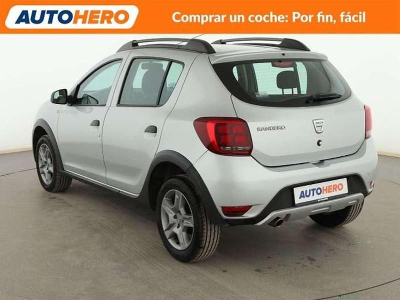 Begagnad Dacia Sandero Stepway 90 HK (66 kW) 2017 Grå Halvkombi