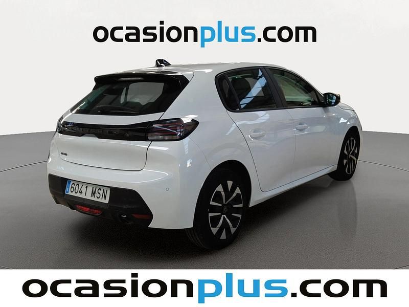 Usado Peugeot 208 Active 102 CV (75 kW) 2024 Blanco Utilitario