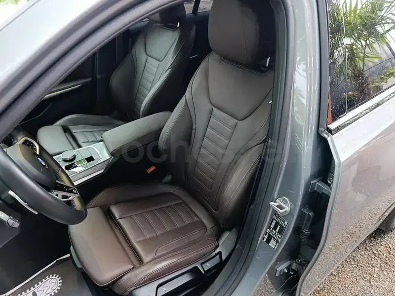 Usado BMW 320 Comfort Edition 190 CV (139 kW) 2025 Gris / plata Berlina
