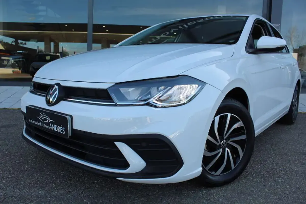 Usado VW Polo Life 95 CV (69 kW) 2022 Blanco Utilitario