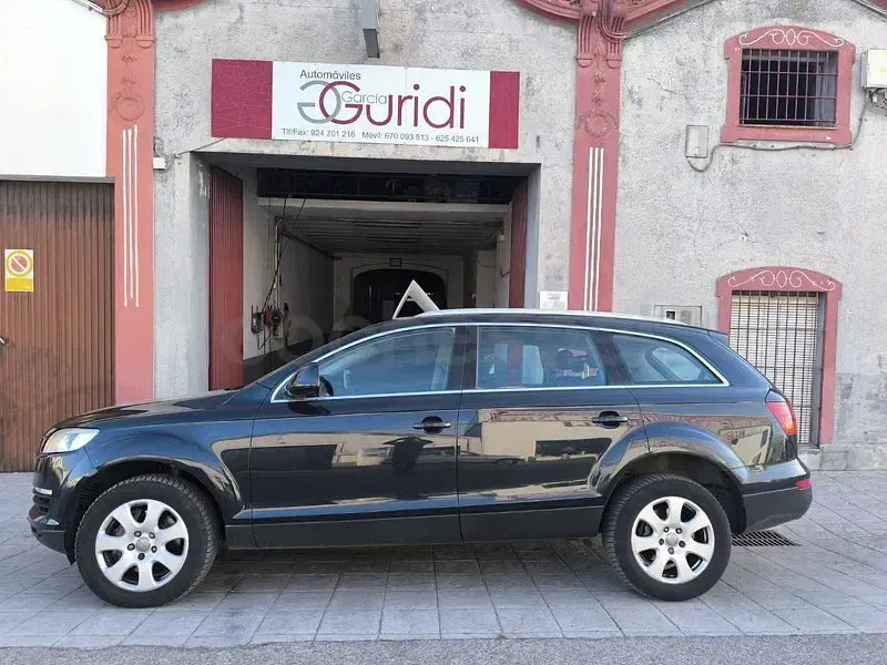 Usado Audi Q7 240 CV (176 kW) 2007 Negro SUV