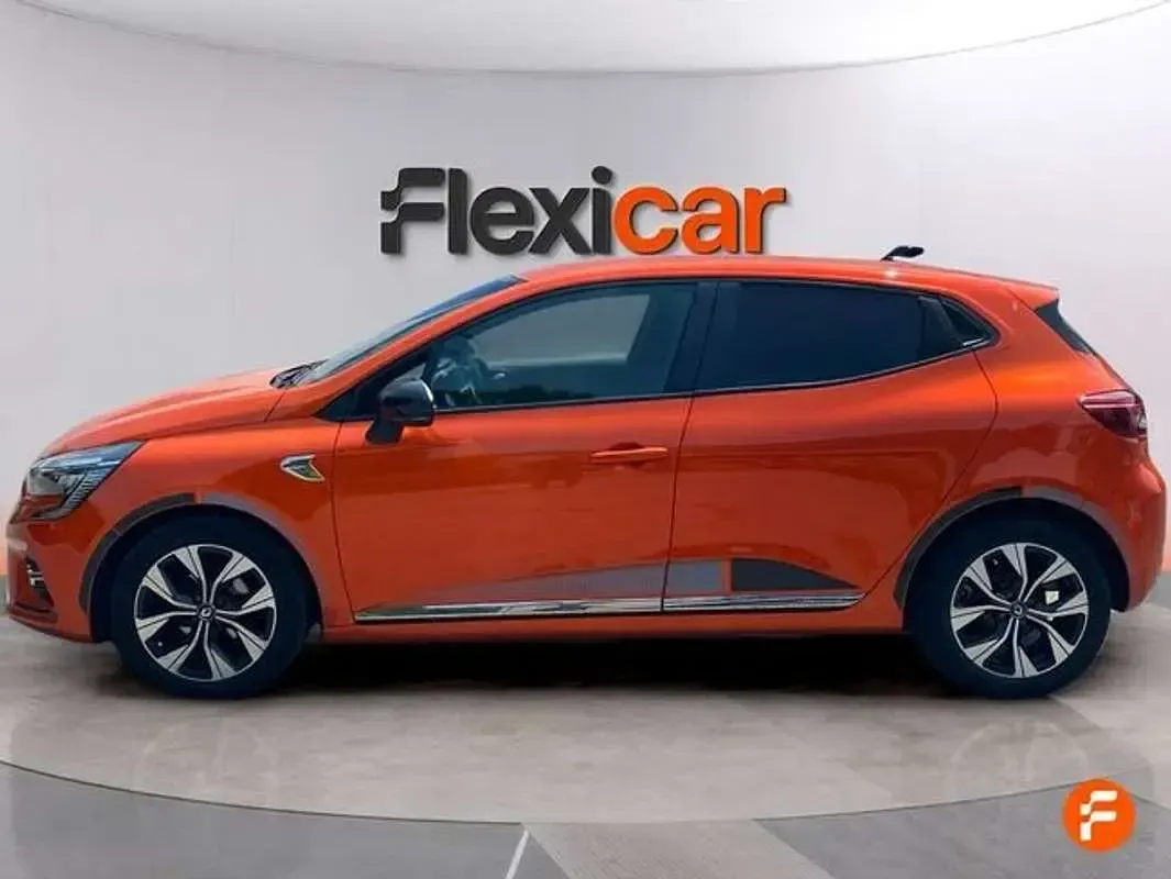 Usado Renault Clio LIMITED 91 CV (66 kW) 2021 Naranja Utilitario