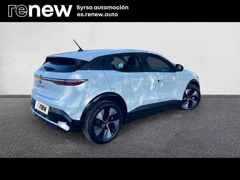 Usado Renault Mégane Equilibre 95 kW (130 CV) 2023 Blanco Berlina